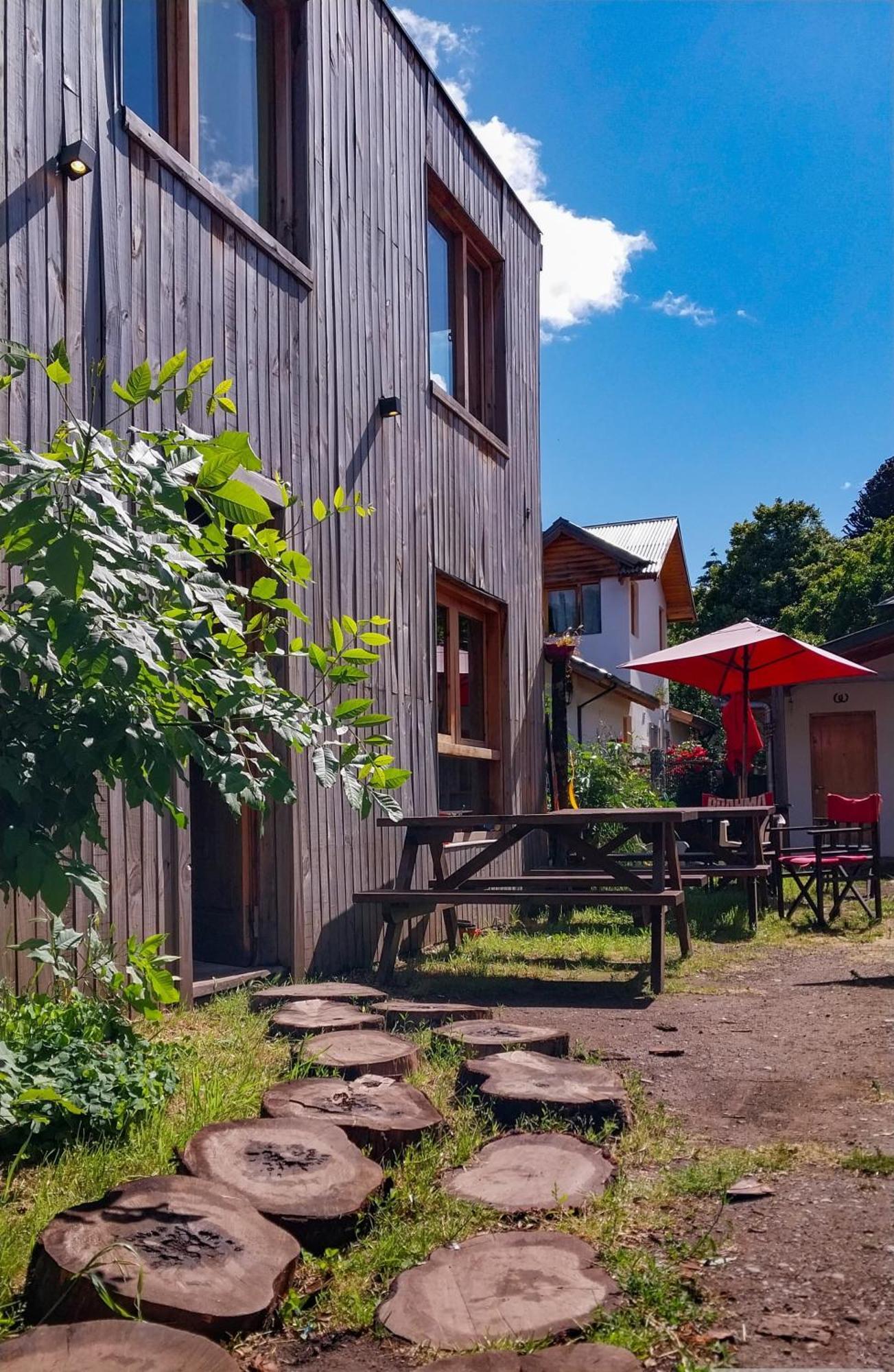 Casa De Guias De Montana Hostel San Martín de los Andes Exterior photo